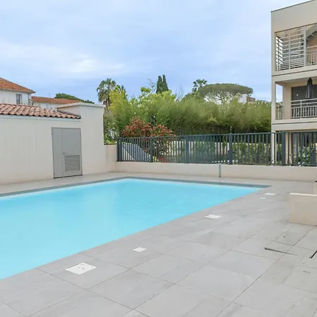 Casa-jardin Secret: Climatisé Avec Piscine Appartement