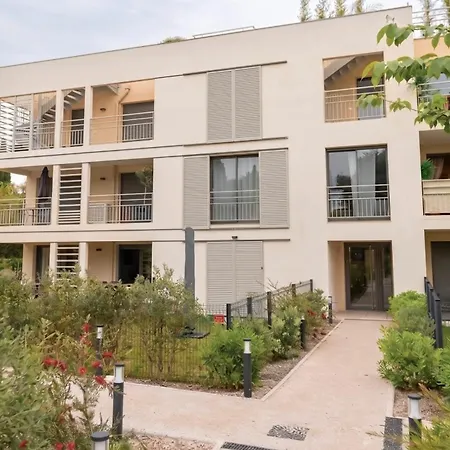 Casa-jardin Secret: Climatise Avec Piscine Apartment *