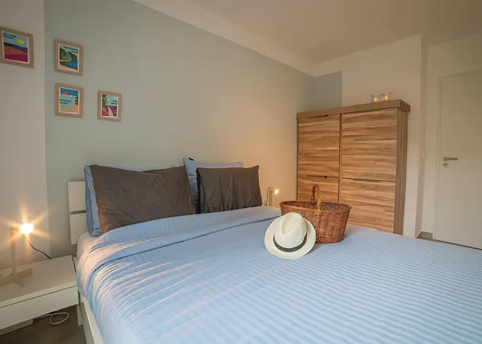 Casa-jardin Secret: Climatisé Avec Piscine *