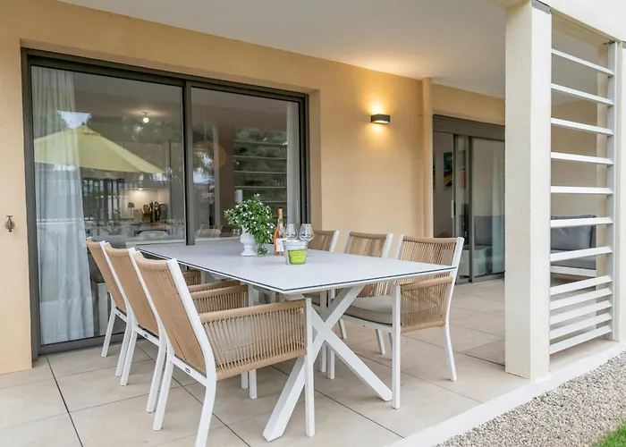 Appartement Casa-jardin Secret: Climatisé Avec Piscine