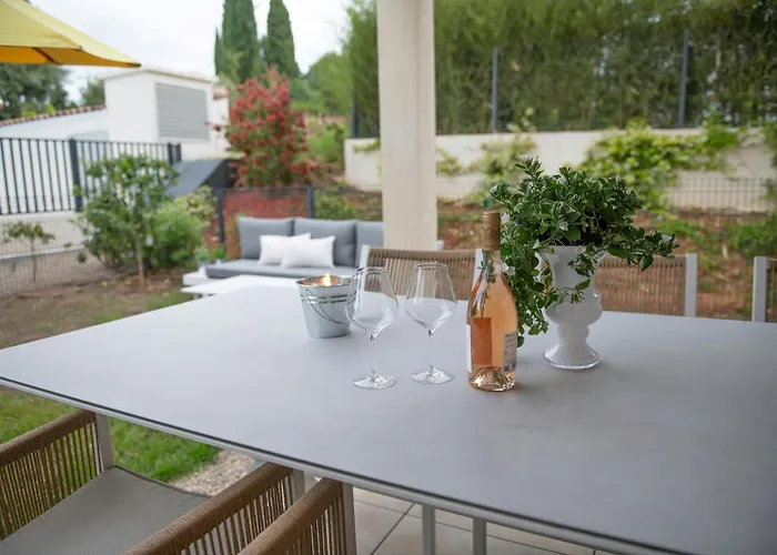 Casa-jardin Secret: Climatisé Avec Piscine Juan-les-Pins