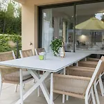 Casa-jardin Secret: Climatise Avec Piscine Juan-les-Pins