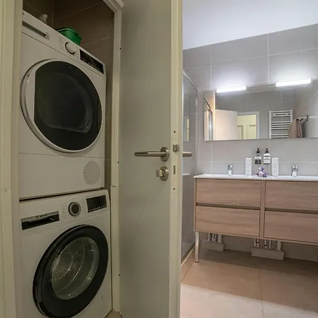 Casa-jardin Secret: Climatise Avec Piscine Apartment