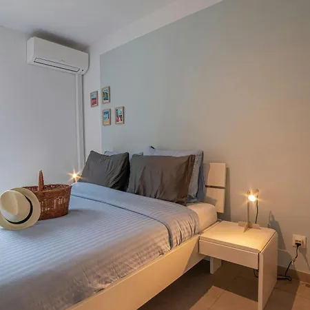 Casa-jardin Secret: Climatise Avec Piscine * Juan-les-Pins