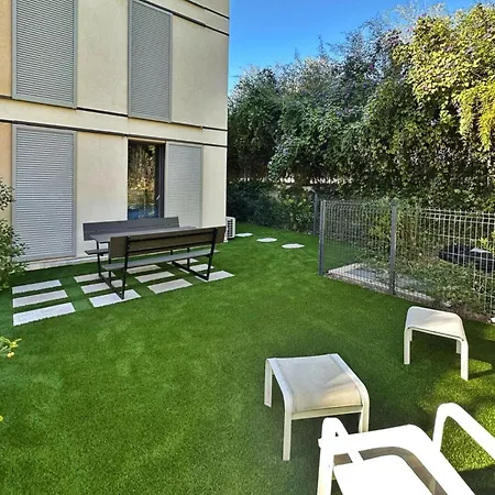 Casa-jardin Secret: Climatisé Avec Piscine * Juan-les-Pins