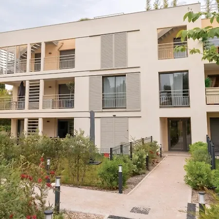 Daire Casa-jardin Secret: Climatise Avec Piscine *