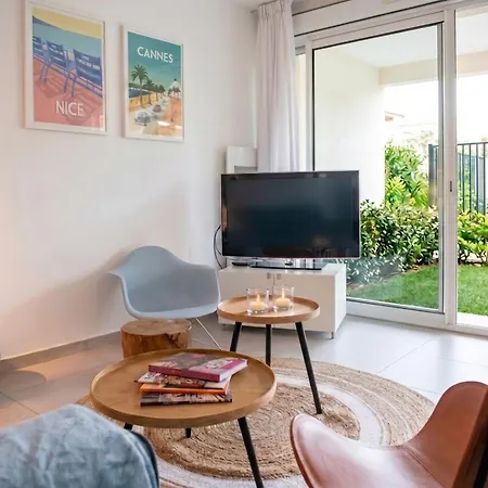 Casa-jardin Secret: Climatisé Avec Piscine Juan-les-Pins