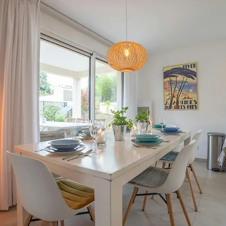 Appartamento Casa-jardin Secret: Climatisé Avec Piscine Juan-les-Pins