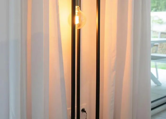 Apartment Casa-jardin Secret: Climatise Avec Piscine Juan-les-Pins